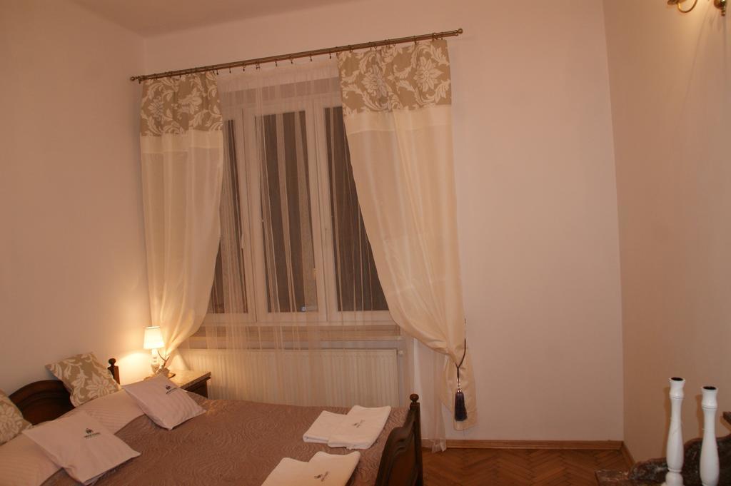 La Roche Exquisite * Krakau